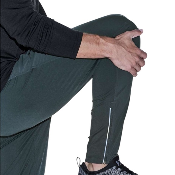 Lululemon “Chill Motion Pant “30” - Picture 6 of 11